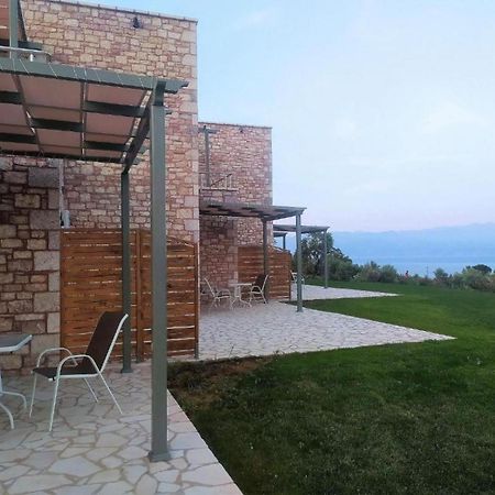 Stone Bay Houses In Messinia Kalamaki Beach Area Chrani Exteriör bild